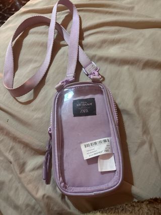 Bolso morado con personajes de Disney