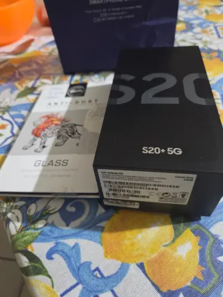 Samsung S20+ 5G Nero con 2 linee verticali display