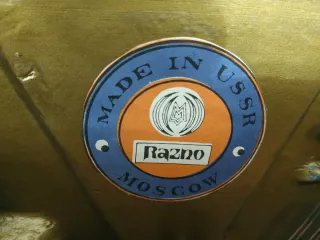 Piano Ruso Clásico LIRIKA