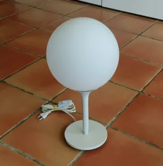 Lámpara de mesa cristal y metal