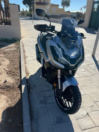 Honda ADV 350 - Solo Cambio