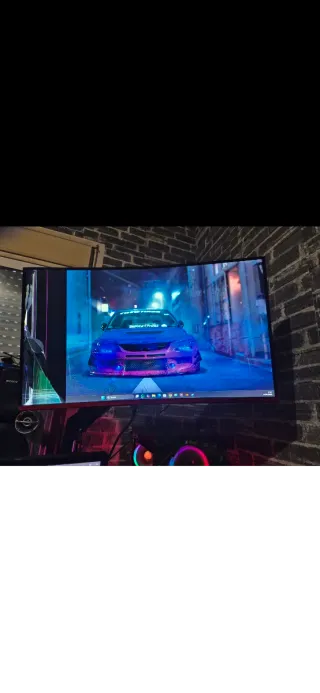 Pantalla  ordenador  para piezas