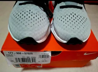 Zapatillas Nike Air Zoom Vomero 16 Gris/Azul