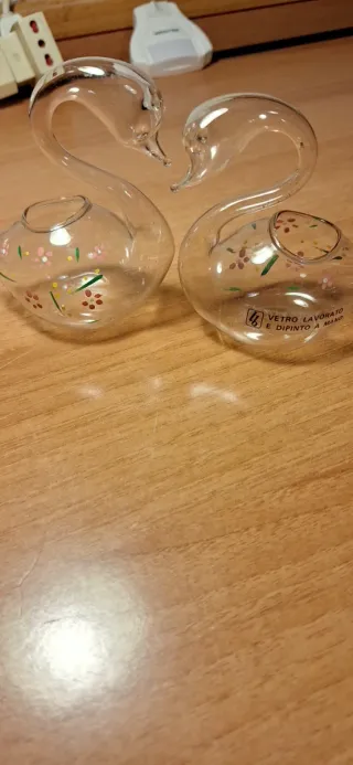 Coppia Cigni Vetro Vintage Decorati