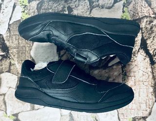 Deportivas Decathlon Playventure 35 Negras Velcro