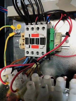 Ref. A630 Cargador PBM 48v 80Ah Monofásico