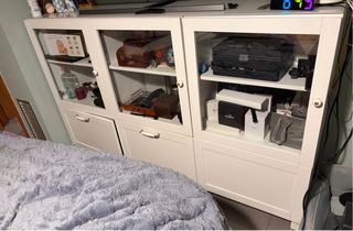 Aparador vitrina madera y cristal