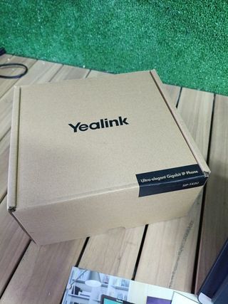 Yealink SIP-T42U Teléfono IP avanzado pantalla LCD