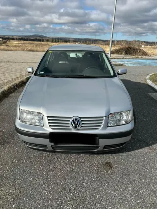 Volkswagen Bora 2000