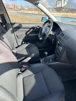 Volkswagen Bora 2000