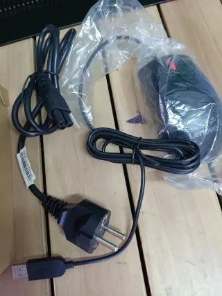 Lenovo S200 TWR - 10HQ0013SP PC Escritorio