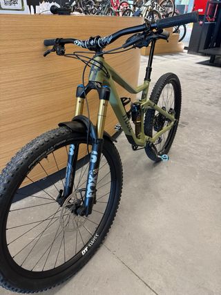 Bici Doble suspension fox kashima