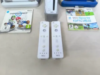 Nintendo Wii Blanca + Accesorios y Juegos