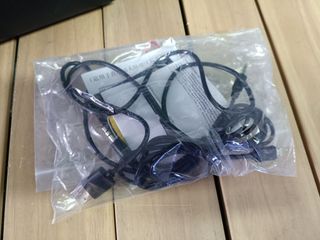 Creative Stage Air - Barra de sonido de ordenador para colocar bajo el monitor, portátil y compacta, con alimentación USB, Bluetooth, entrada auxiliar, MP3 por USB y 6 horas de batería