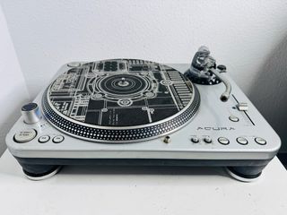 Akiyama Acura Giradiscos Profesional