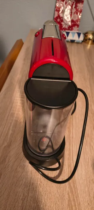 Cafetera Cápsulas Roja