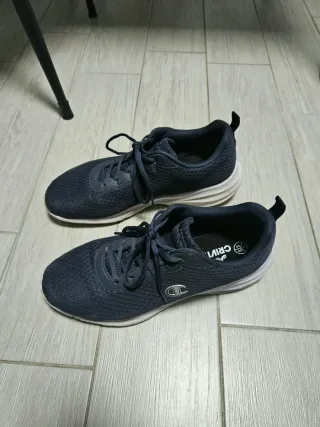 Scarpe Champion blu e bianche