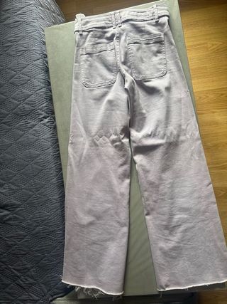 Pantalón ancho lila Zara