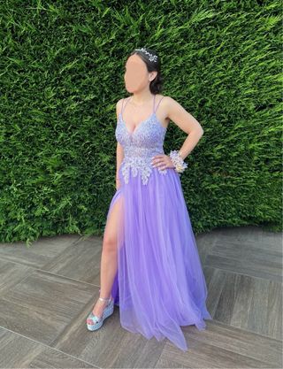 Vestido largo morado invitada boda