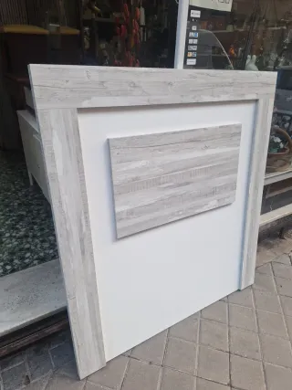 Cabecero 105cm Nuevo de Escaparate