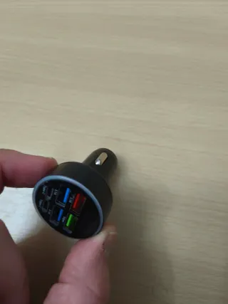 Cargador Coche USB y Tipo C 4 Puertos