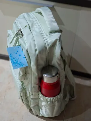 Mochila escolar o de viaje verde