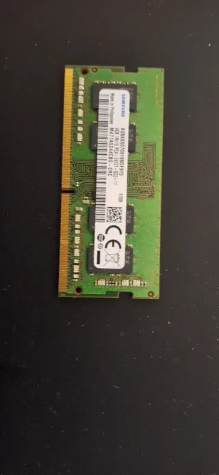 Samsung DDR4 4GB PC4-2400T RAM