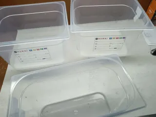 3 Contenedores HENDI Gastronorm 1/1