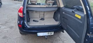 Toyota RAV4 accidentado reparar golpe averiado