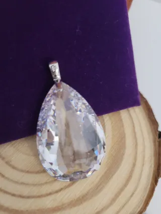 Colgante Oro Blanco Circonita Tallada