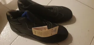 Zapatos de trabajo negros