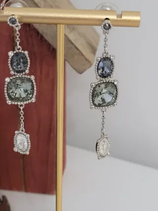 Conjunto Swarovski Pendientes y Colgante