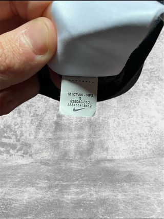 Sudadera Nike Big Swoosh Negra | Talla S | Logo Gr