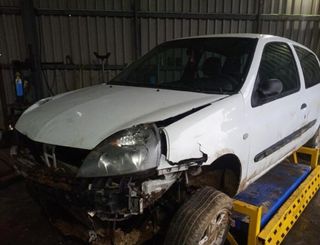 Tapa motor renault 8200252409 clio ii fase 381080