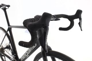 Megamo Raise Di2 12V (carretera) t.56 Reacondicionada