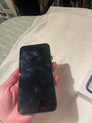 iPhone X pantalla agrietada