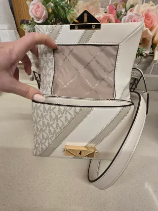 Borsa Michael Kors bianca con dettagli oro