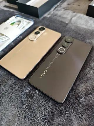 Vivo V50 Lite 5G