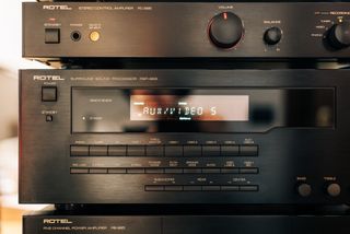 Procesador Audio 5.1 Rotel RSP-966