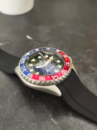 SeikoMod SKX007 Pepsi Automático