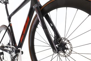KTM Revelator Alto Exonic AXS 12V (carretera) t.56 Reacondicionada