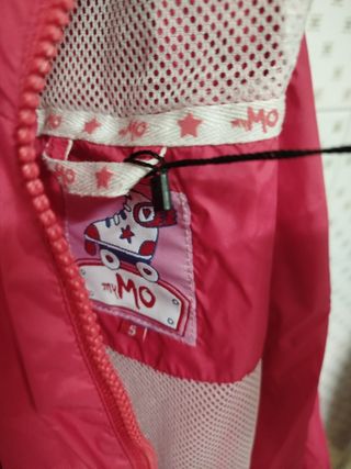 Chubasquero MY MO Talla S Nuevo con Etiqueta