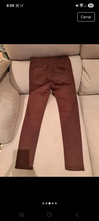 Pantalón vaquero marrón