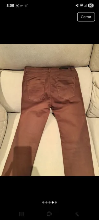 Pantalón vaquero marrón