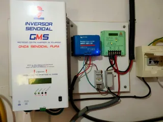 Inversor y Regulador Fotovoltaico GMS