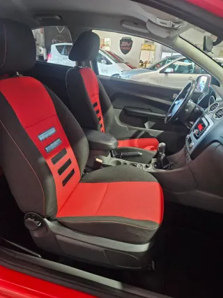 Ford Focus 1.6 gasolina 115cv,105.000k,año 3/2008.