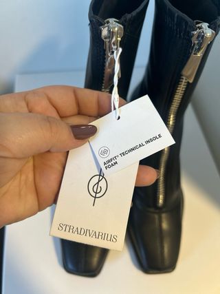 Botines Stradivarius negros talla 36