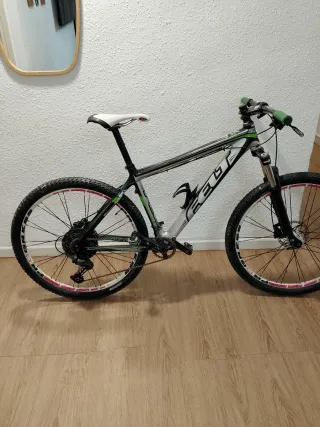 Bicicleta Felt de carbono 27.5 11v