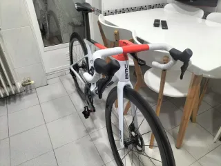 BMC Teammachine SLR01 AG2R