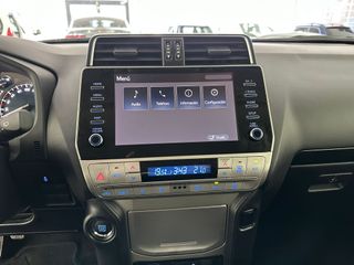 TOYOTA LAND CRUISER 2.8 D-4D VX 204CV